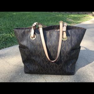 Michael Kors Tote
